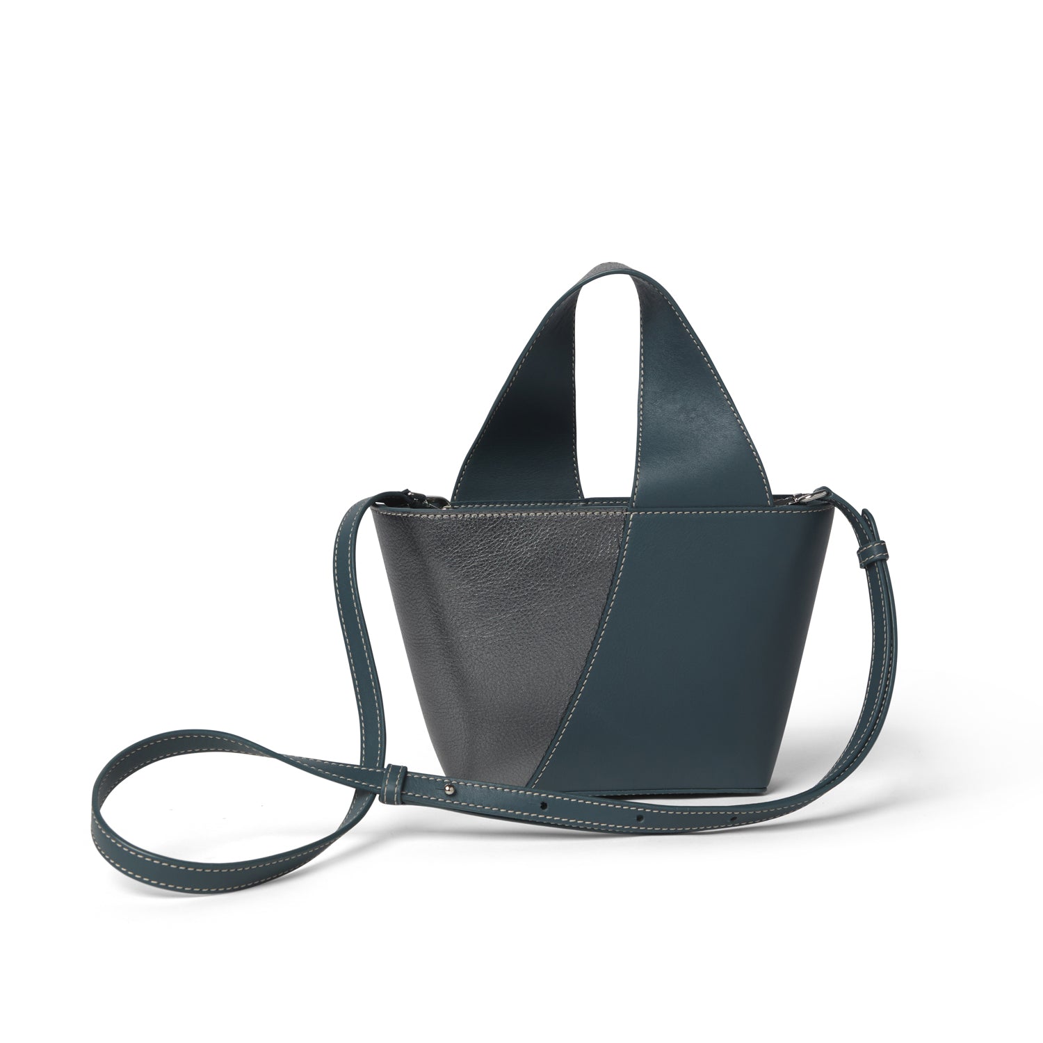 Bolso Roda Rodin de piel vacuna artesanal en dos tonos con asa reversible y bandolera desmontable – Maese Place