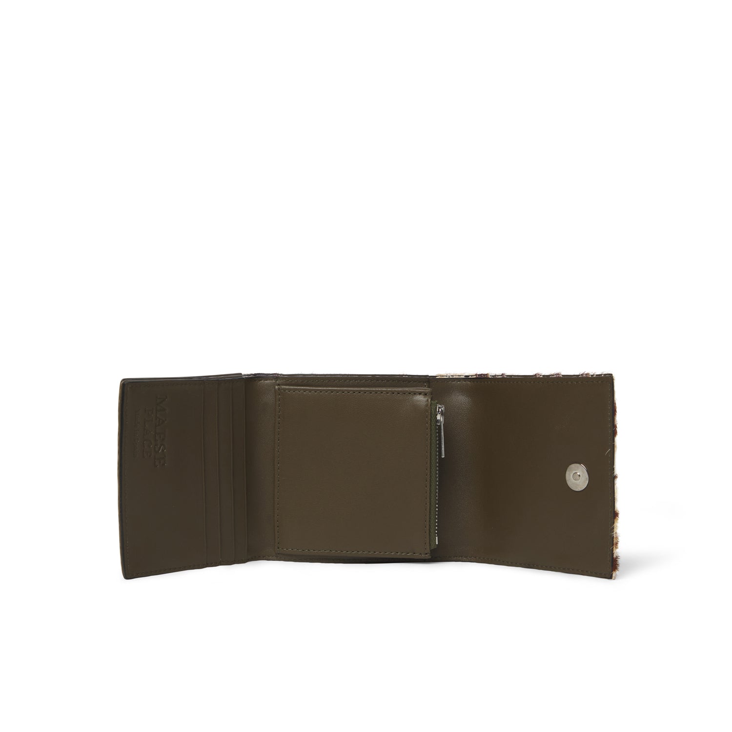 Accesorio artesanal en piel con estampado african dessert, pieza exclusiva de lujo hecha a mano en España.