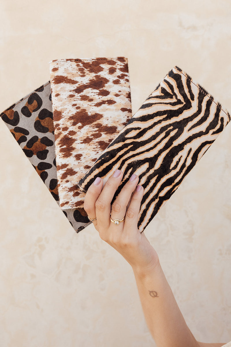 CARTERA GRANDE LEOPARDO detalle