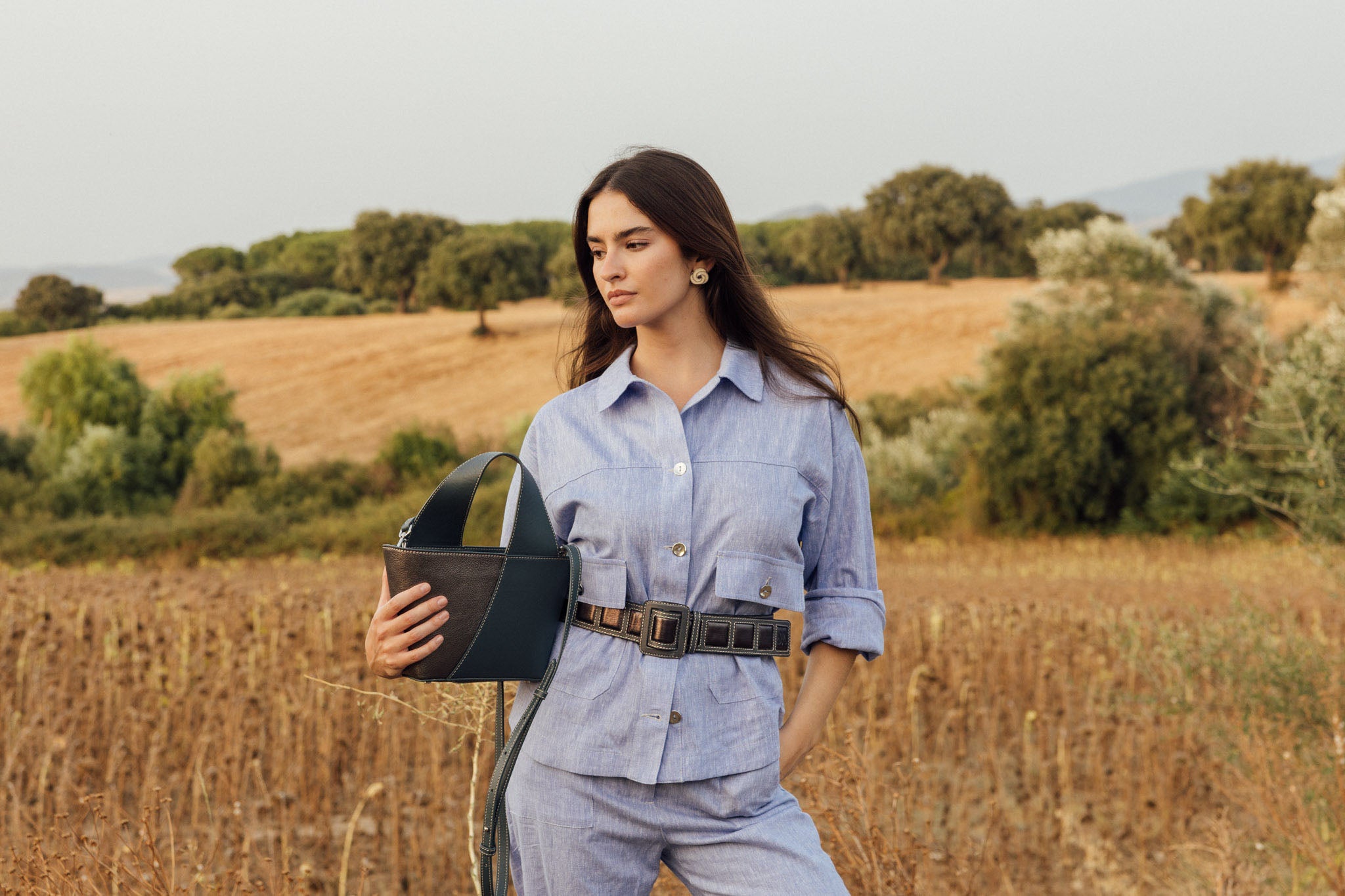 Bolso RODA Rodin de piel artesanal con asa reversible de Maese Place, accesorio de lujo hecho a mano en España